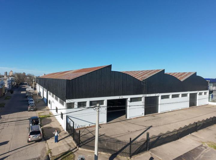 Bodega-Galpón · 3881m²