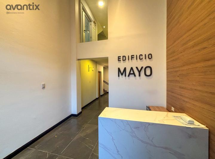 Oficina comercial · 75m² · 1 Ambiente · 1 Cochera