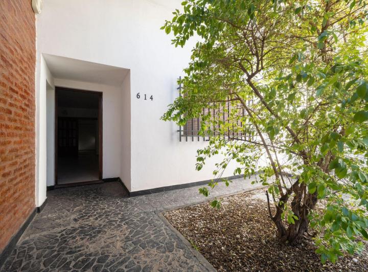 Casa · 115m² · 4 Ambientes · 1 Cochera