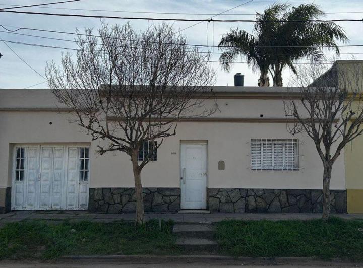 Casa · 110m² · 4 Ambientes · 1 Cochera
