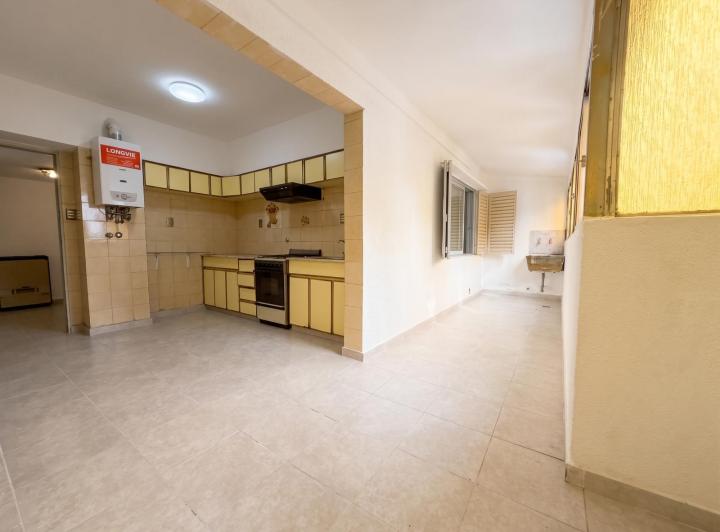 Departamento · 65m² · 6 Ambientes · 1 Cochera