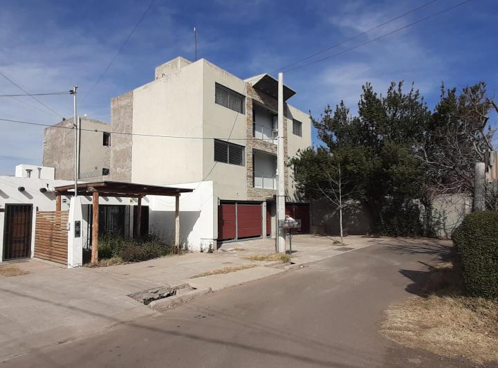 Departamento · 60m² · 5 Ambientes · 1 Cochera