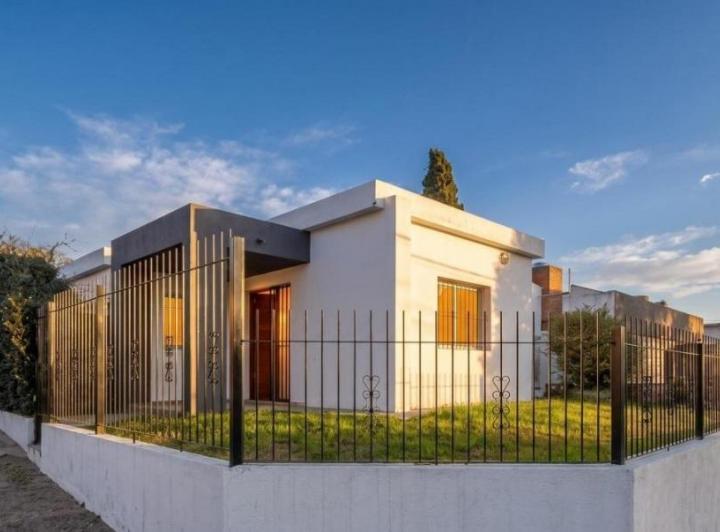 Casa · 175m² · 4 Ambientes · 1 Cochera