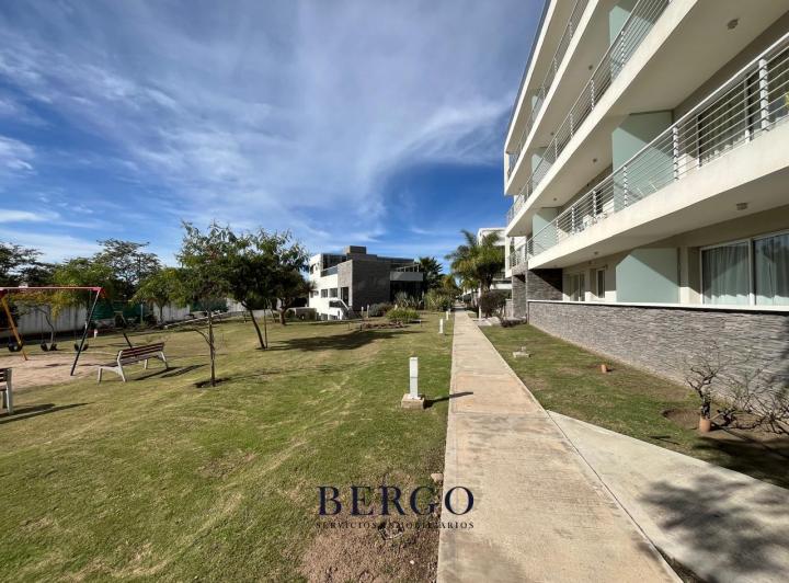 Departamento · 80m² · 1 Dormitorio · 1 Cochera