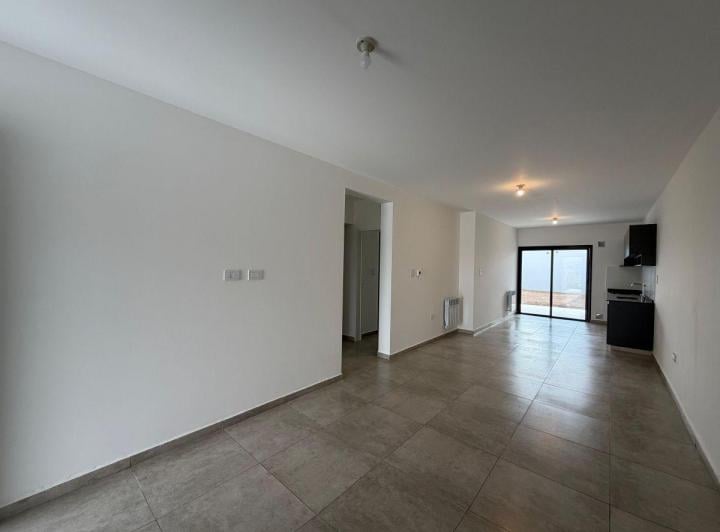 Casa · 90m² · 3 Ambientes · 1 Cochera
