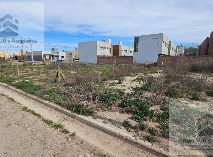 Terreno · 487m²