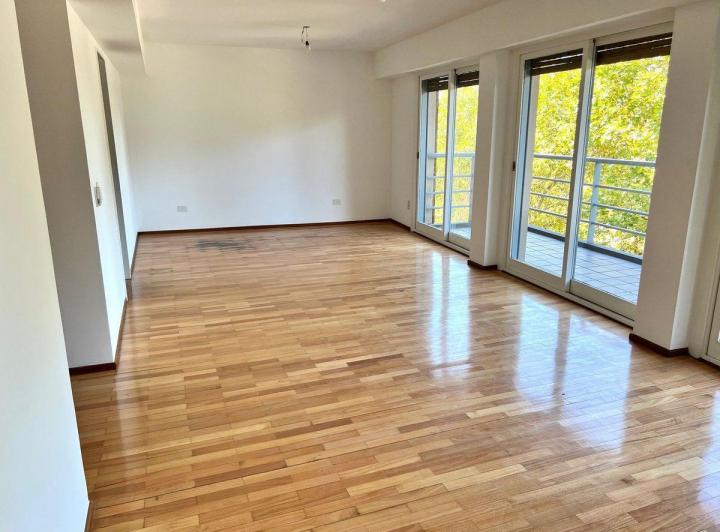 Departamento · 123m² · 4 Ambientes · 1 Cochera