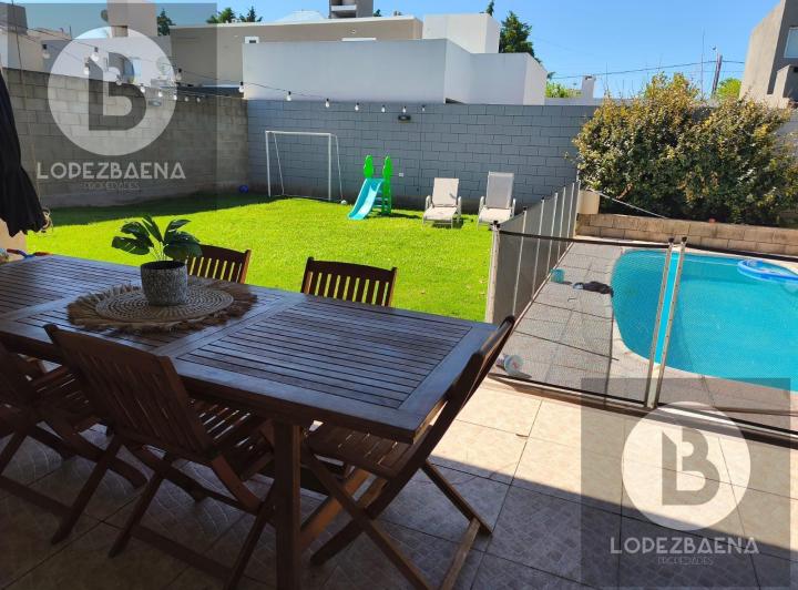 Casa · 141m² · 6 Ambientes · 1 Cochera