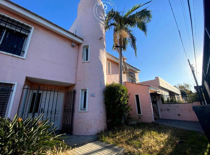 Casa · 273m² · 10 Ambientes