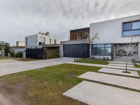 Casa en Venta en Funes, Rosario