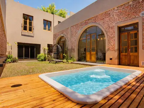 Casa en Venta en Nuestra Señora De Lourdes, Rosario