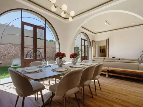 Casa en Venta en Nuestra Señora De Lourdes, Rosario