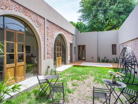 Casa en Venta en Nuestra Señora De Lourdes, Rosario