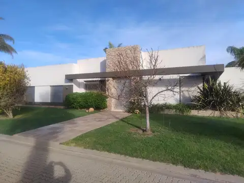 Casa en Venta en Funes, Rosario