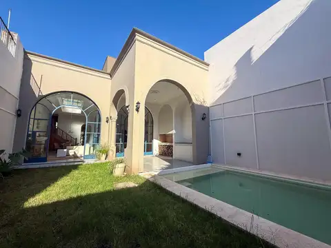 Casa en Venta en Abasto, Rosario