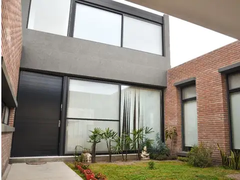 Casa en Venta en San Sebastián, Countries y Barrios Cerrados en Funes