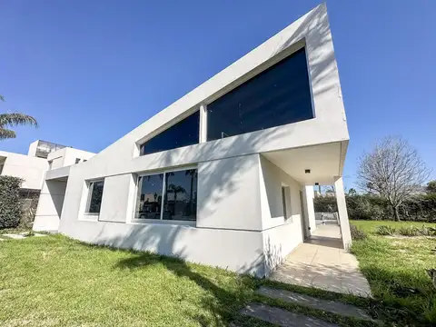 Casa en Venta en Funes, Rosario