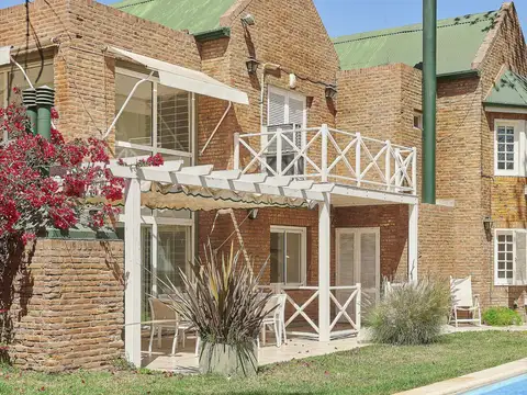 Casa en Venta en Fisherton, Rosario