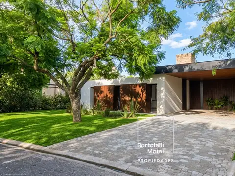 Casa en Venta en Pueblo Esther, Rosario
