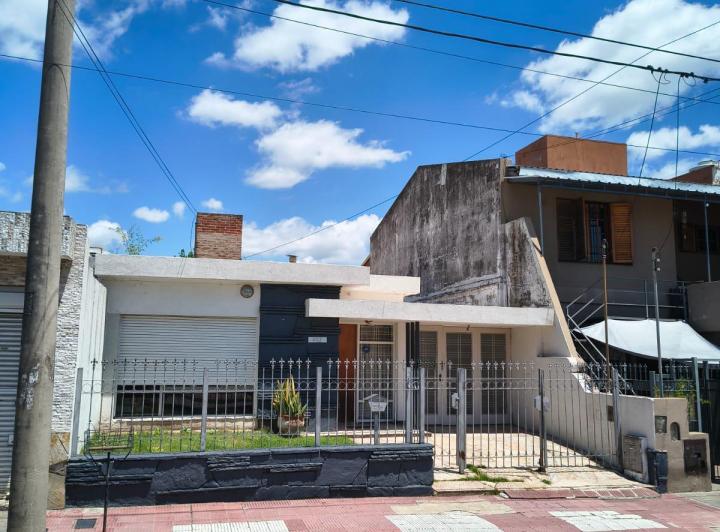 Casa · 146m² · 6 Ambientes