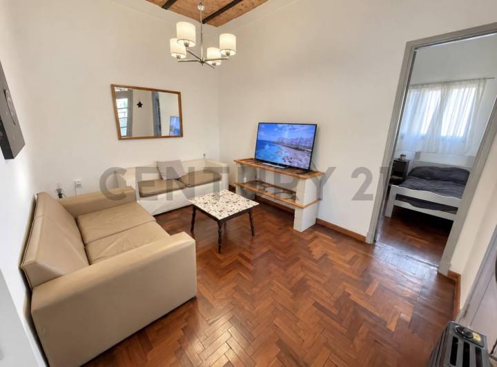 Casa · 270m² · 10 Ambientes