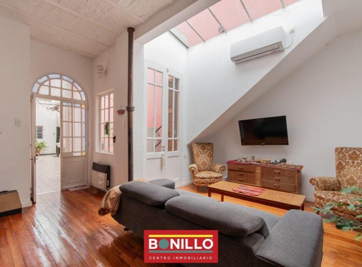 Casa · 88m² · 3 Ambientes · 1 Cochera