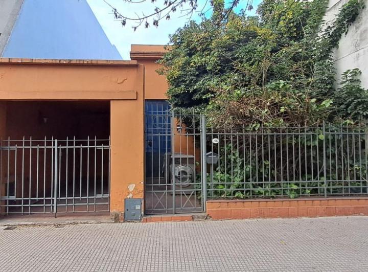 Casa · 131m² · 2 Ambientes · 1 Cochera