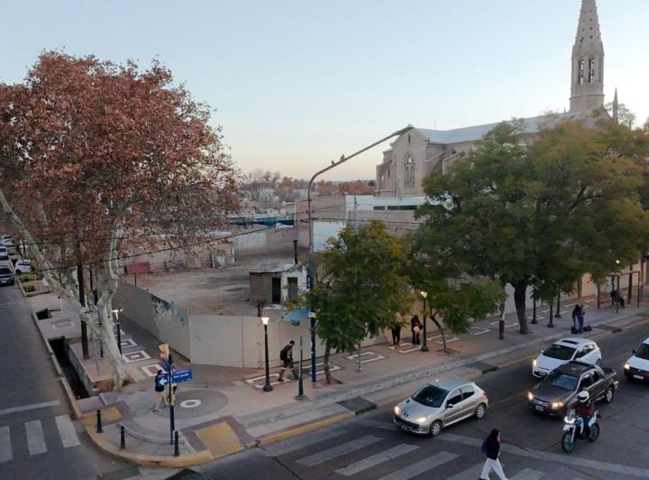 Terreno · 1186m²