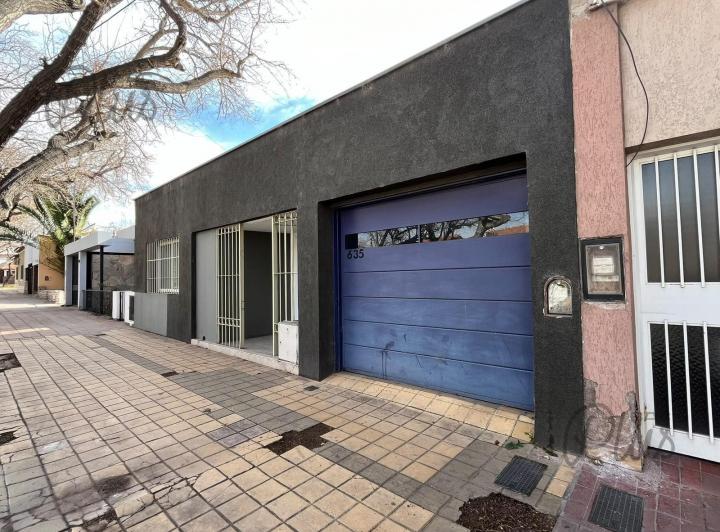 Casa · 189m² · 5 Ambientes · 1 Cochera