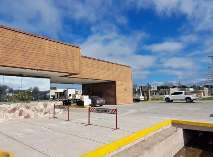 Casa · 175m² · 5 Ambientes · 2 Cocheras