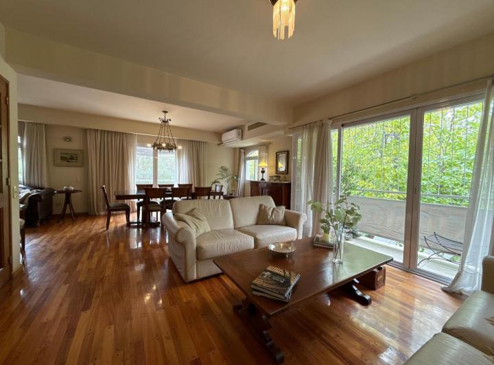 Departamento · 316ha · 6 Ambientes · 2 Cocheras