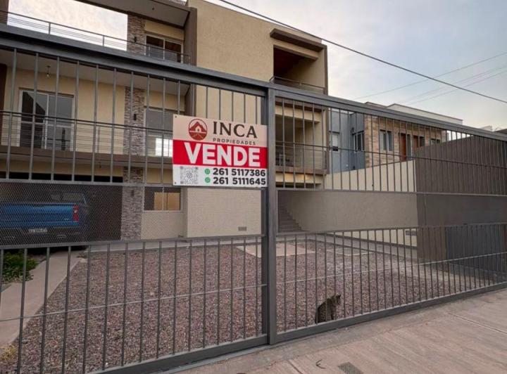 Departamento · 70m² · 5 Ambientes · 1 Cochera