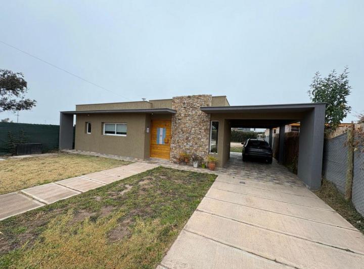 Casa · 123m² · 7 Ambientes · 1 Cochera