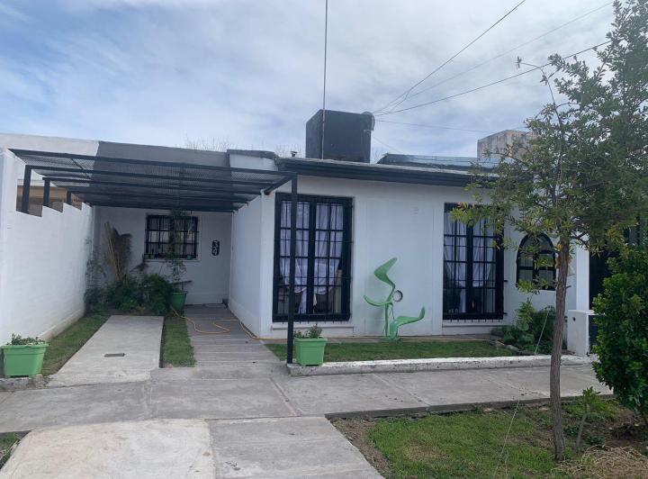 Casa · 150m² · 4 Ambientes · 1 Cochera