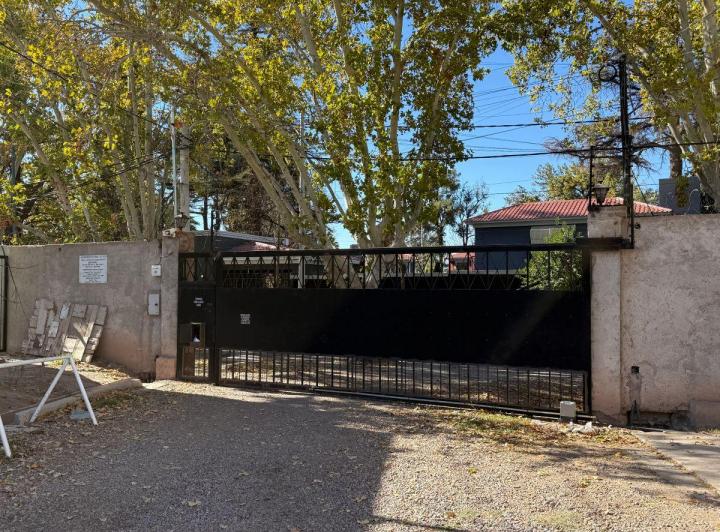 Terreno · 281m²