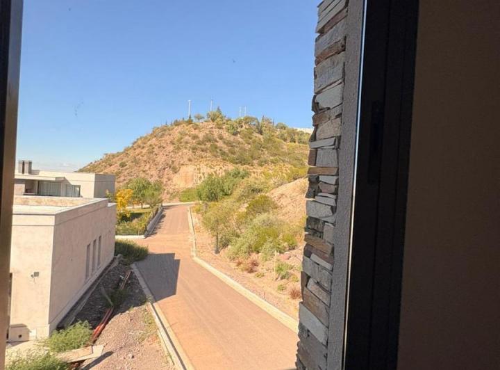 Departamento · 90m² · 2 Dormitorios · 1 Cochera