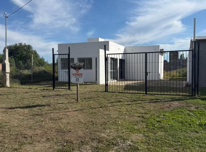 Casa · 70m² · 3 Ambientes · 1 Cochera