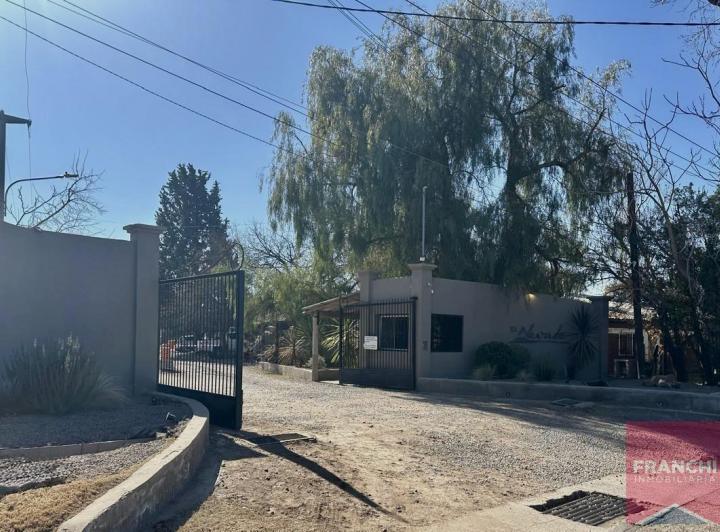 Terreno · 959m²