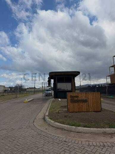 Terreno · 528m²