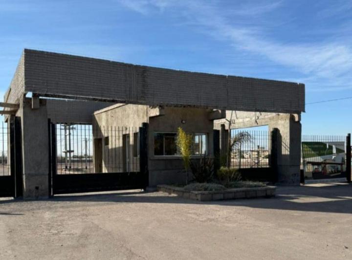 Terreno · 300m²