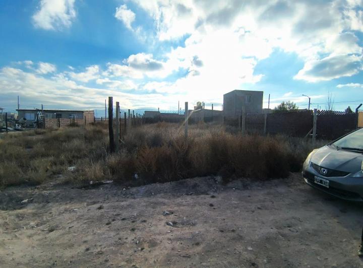 Terreno · 300m²