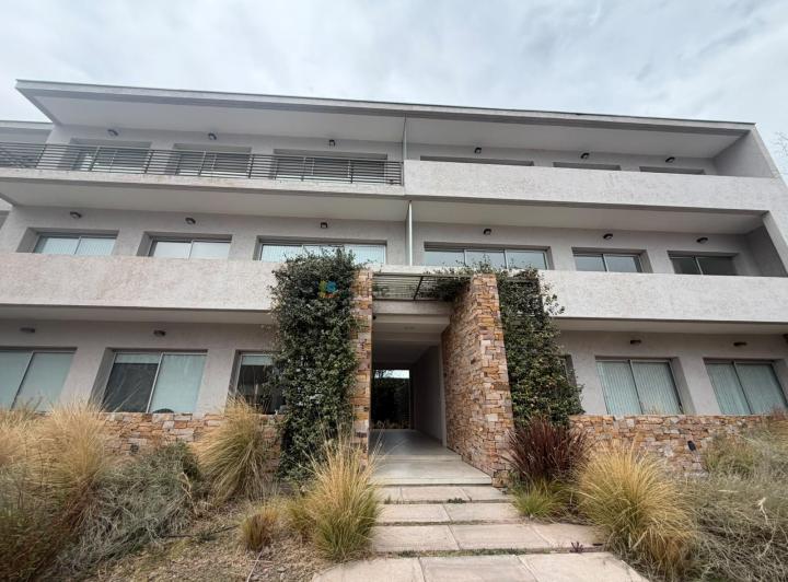 Departamento · 86m² · 2 Dormitorios · 1 Cochera