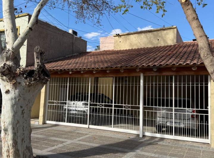 Casa · 55m² · 4 Ambientes