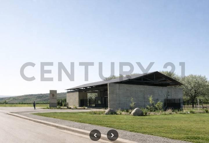 Terreno · 700m²