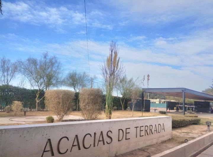 Casa · 155m² · 5 Ambientes · 2 Cocheras