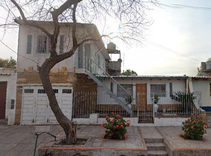 Casa · 150m² · 7 Ambientes · 1 Cochera