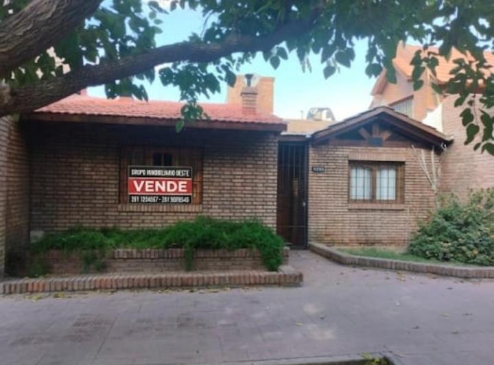 Casa · 151m² · 6 Ambientes · 1 Cochera