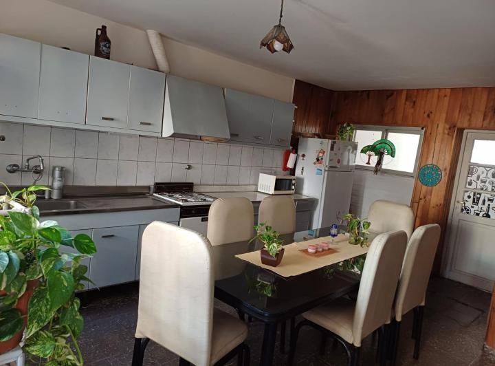 Casa · 262m² · 3 Dormitorios · 1 Cochera