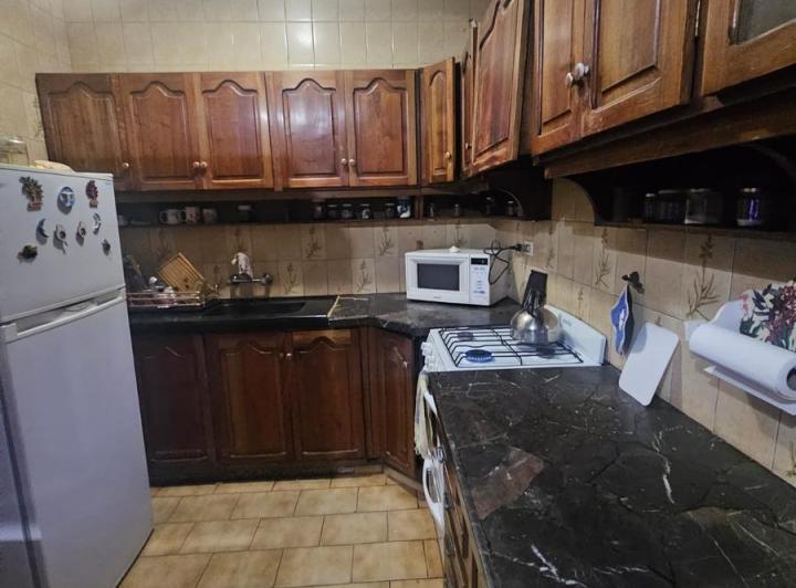 Casa · 170m² · 2 Dormitorios