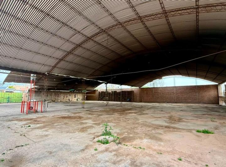 Bodega-Galpón · 1400m²